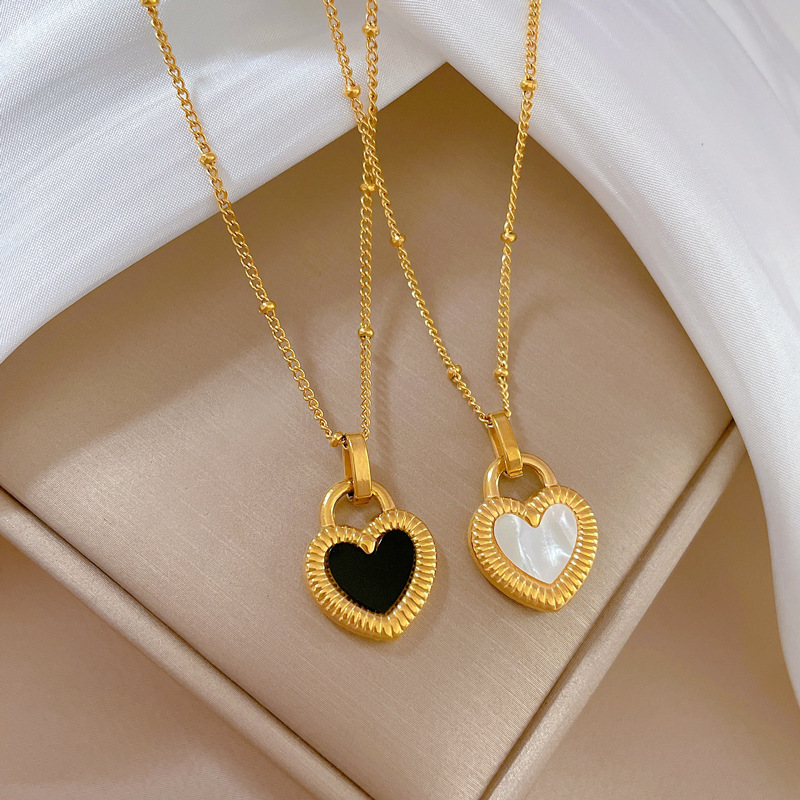 [Acero de titanio de todo el cuerpo] amor Shell personalidad estilo simple collar de oro real en horno femenino ins Internet celebridad clavícula cadena