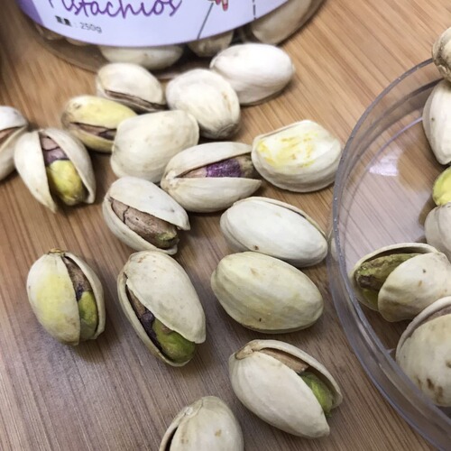 Direct Sale from Nut Snack Manufacturer: Unbleached Raw Cashews, Canned, Net Content 150g