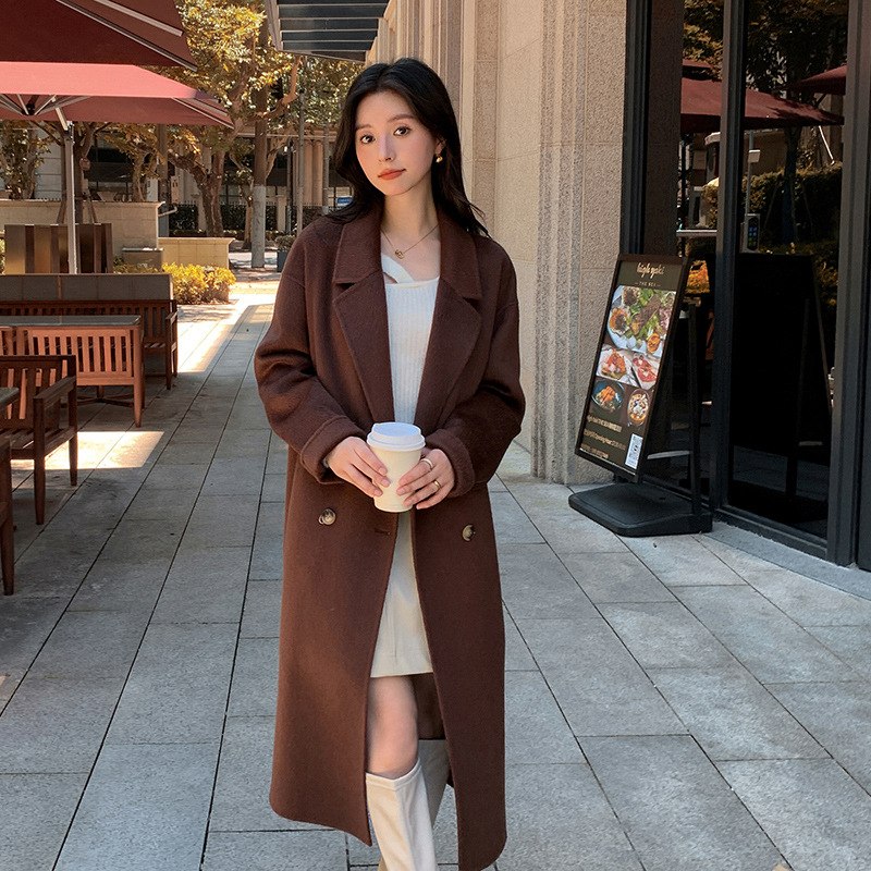 카라멜색