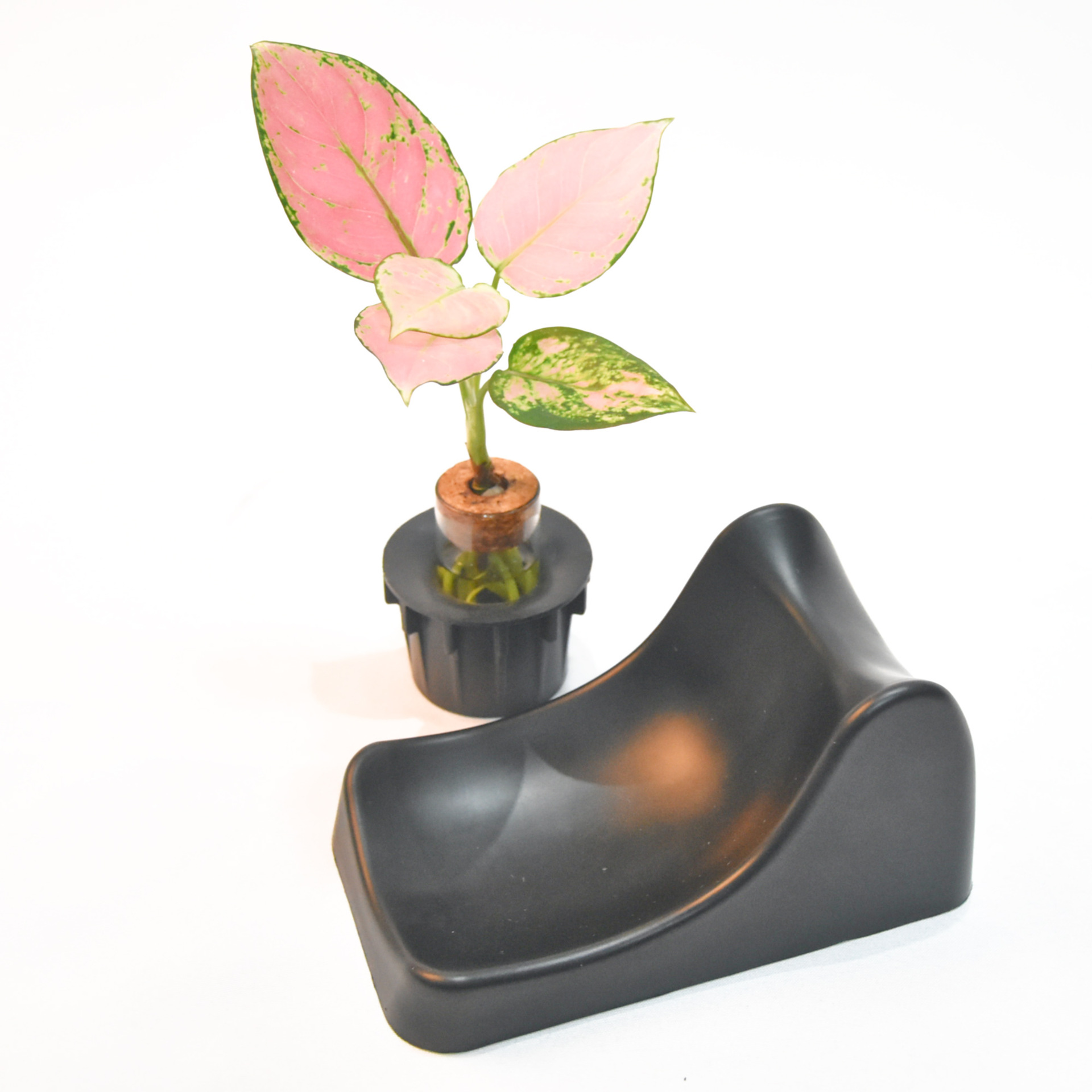 厂家生产防水耐磨聚氨酯pu自结皮发泡 家具控制台桌面pu扶手