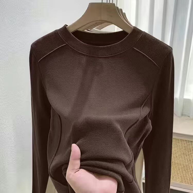 大きいサイズのヨーロッパの商品の徳の絨毯の丸首の底のシャツの中で秋冬の修身を掛けてやせている長袖のtシャツの女性の上着を見せて保温します。|undefined
