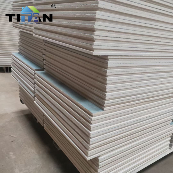 Tablero de lana mineral Techo suspendido Tablero fonoabsorbente Tablero de ingeniería de planta insonorizada 600*600 Perforación de oficina