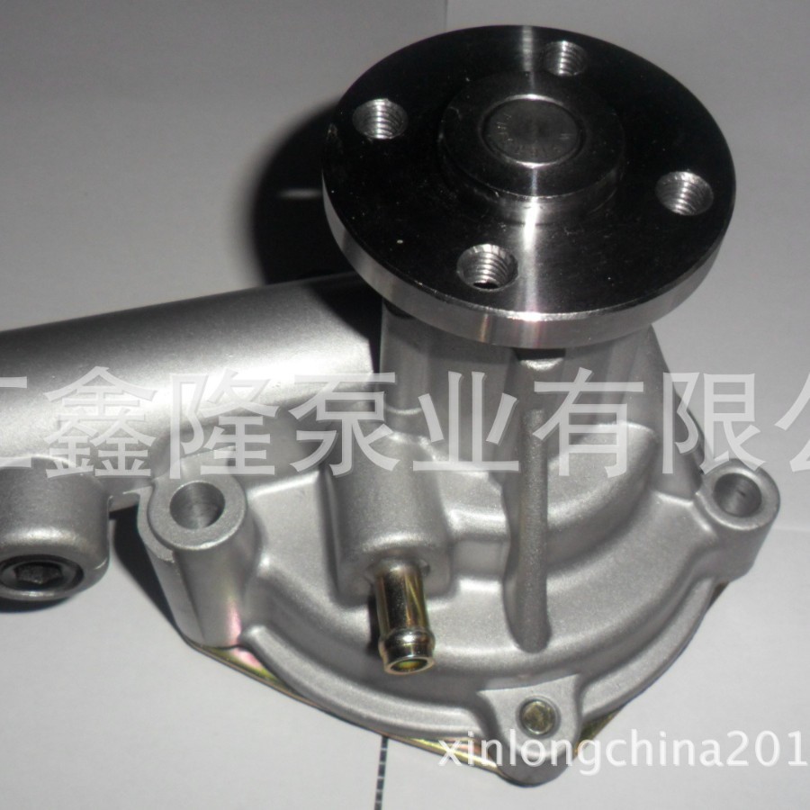 厂家供应 三菱系列叉车配件 S4Q2 叉车水泵 32C45-00023