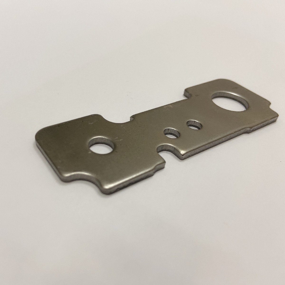 厂家直供  Q235铁冲压件  来图定 制 非标冲压件加工