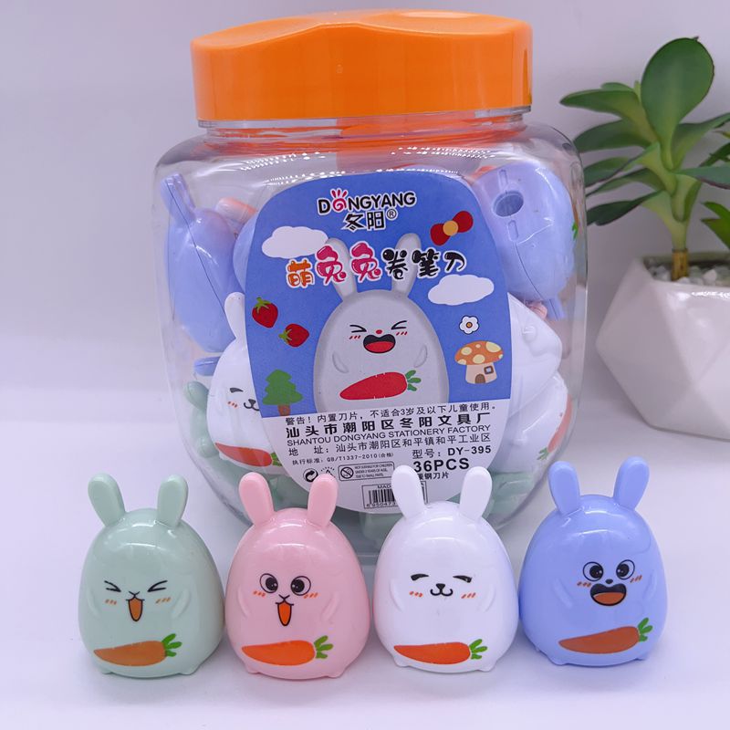 Sacapuntas de animal lindo, mini, de un agujero, para estudiantes, portátil, al por mayor