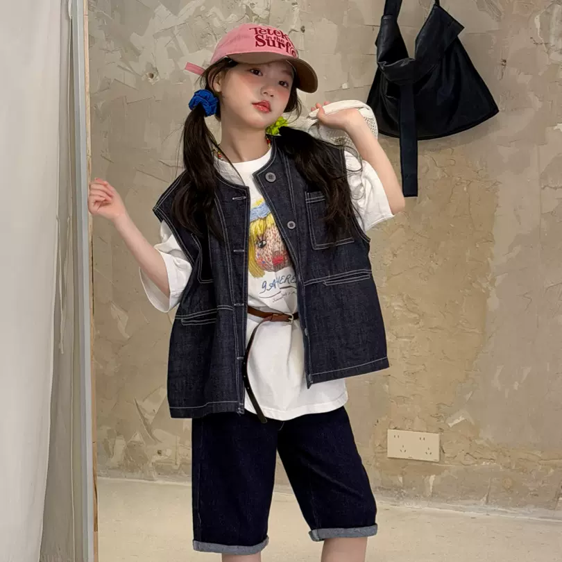 花与寻童装女童牛仔马甲2026年春款复古原色宽松显瘦百搭叠穿马甲