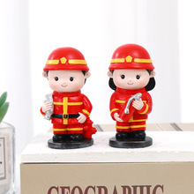 感恩节消防员人偶手办公仔小雕塑车载内饰品树脂工艺品礼品跨境