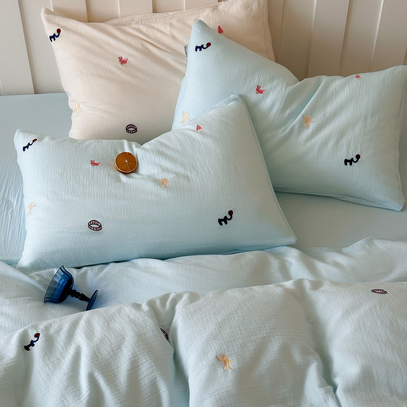 高級クラスA二層刺繍本格しわ糸純綿100 4点セット クリーム風綿かわいい漫画キルトカバー|undefined