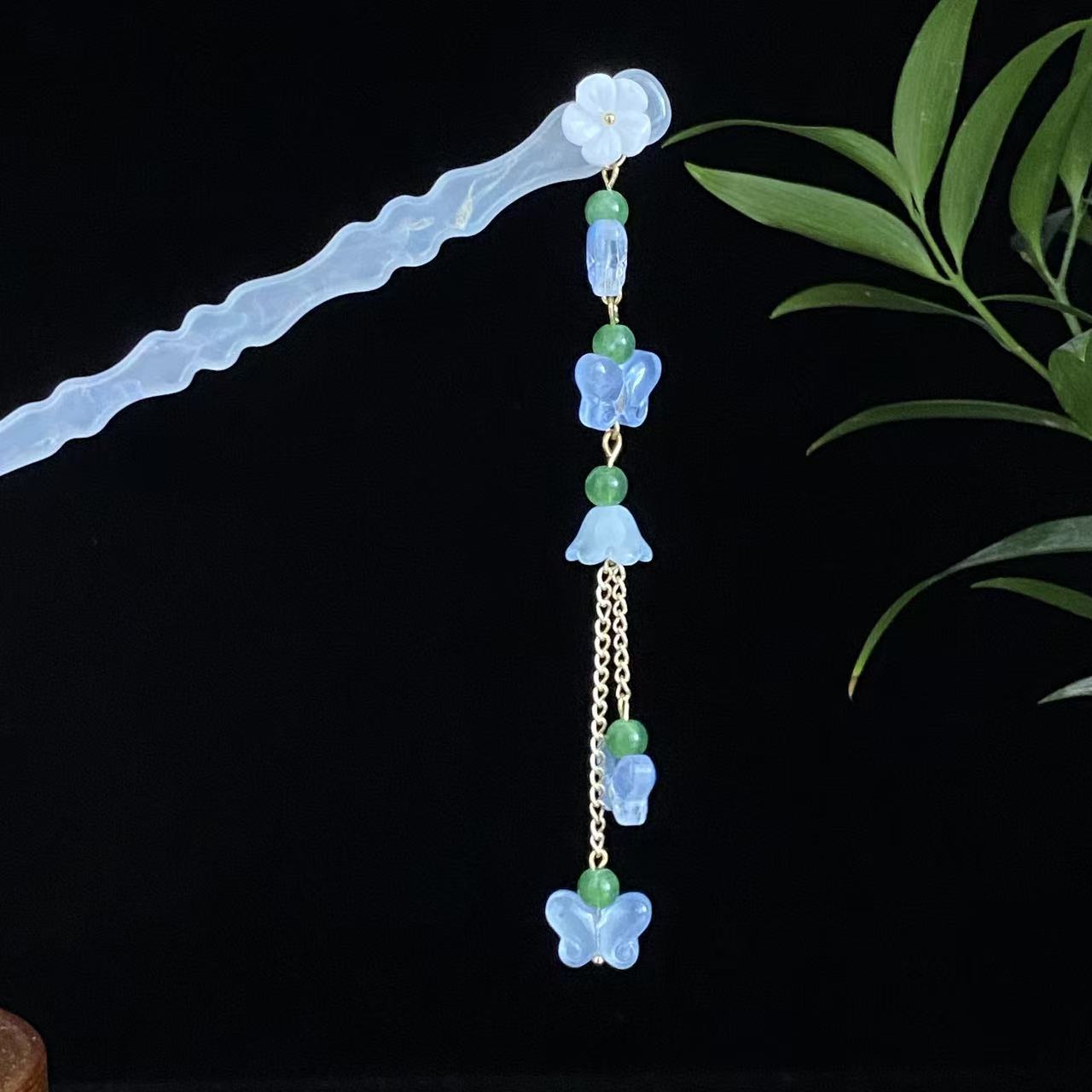 Hairpin (blue gradient) 2466