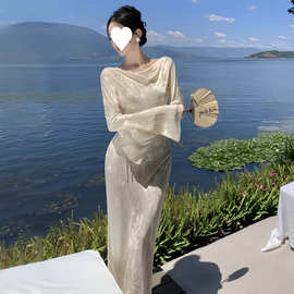 新中式长袖连衣裙2025新款垂坠感法式包臀裙子宴会连衣裙轻奢小众