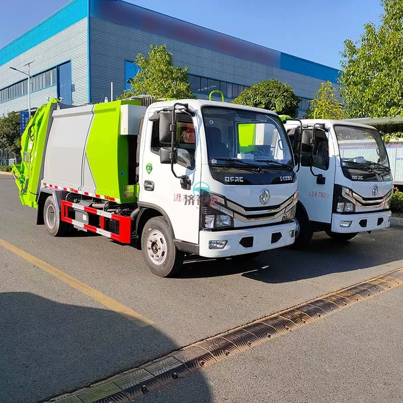 6方压缩垃圾清运车 经济性好 压缩比高 装载量大 高强度钢板