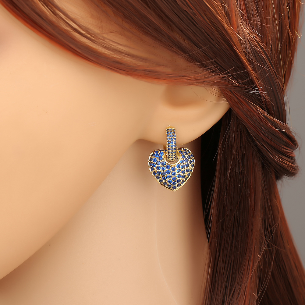 Pendientes En Forma De Corazón De Cobre Chapado En Nueva Moda display picture 4