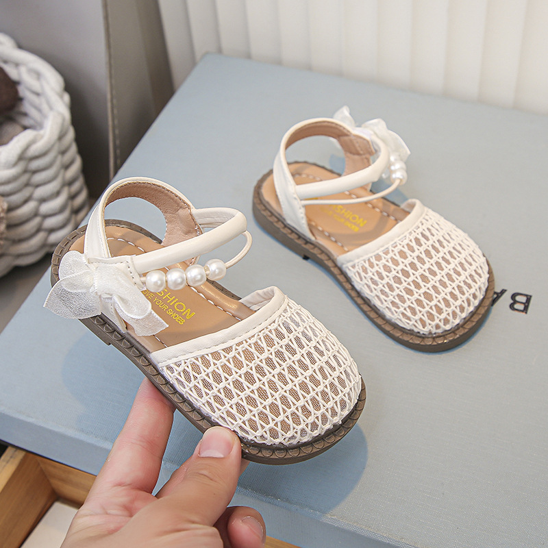 Sandalias para niñas 2025 nuevos zapatos de verano para niños moda Baotou zapatos de princesa tejidos zapatos de playa de suela blanda para niñas image 8