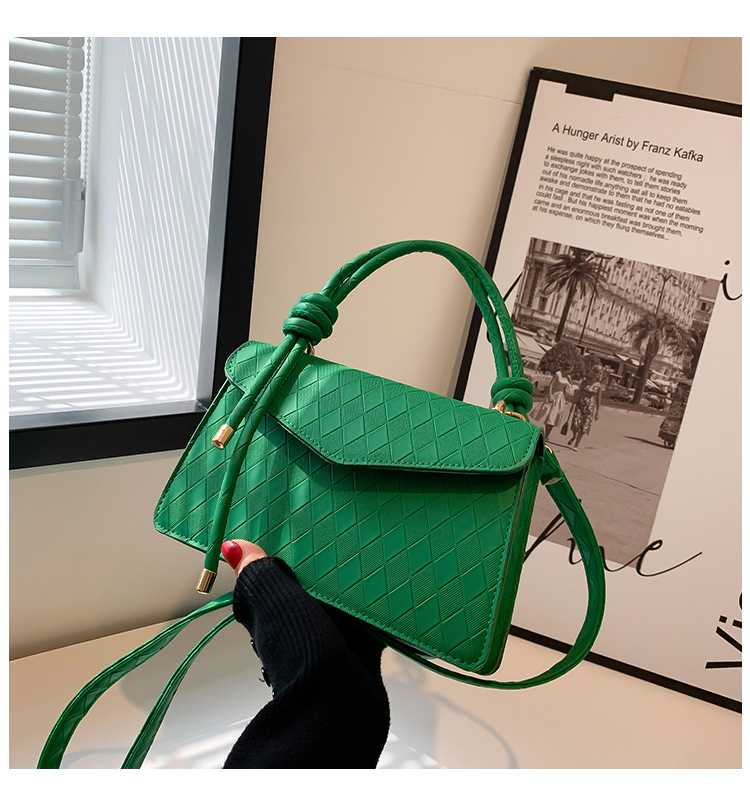 Bolso de mujer, bolso de mano de moda, bolso pequeño de verano 2024, nuevo estilo simple bolso de hombro, bolso de hombro de mujer universal.