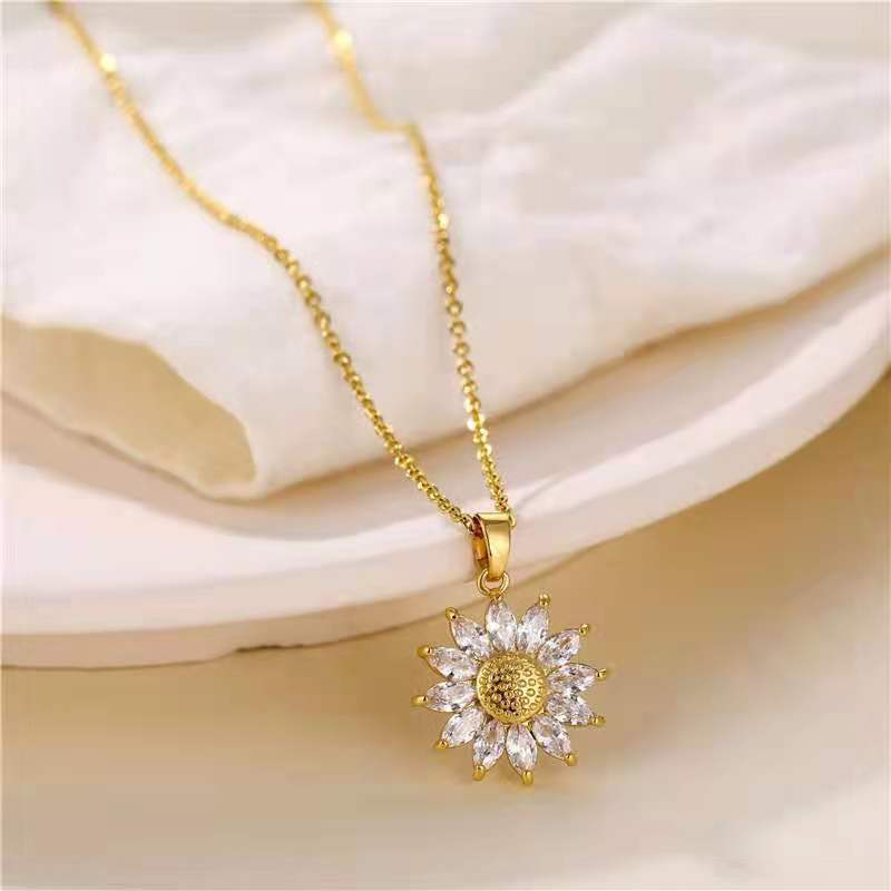 Fashion Flower Titanium Steel Inlay Zircon Pendant Necklace 1 Piece