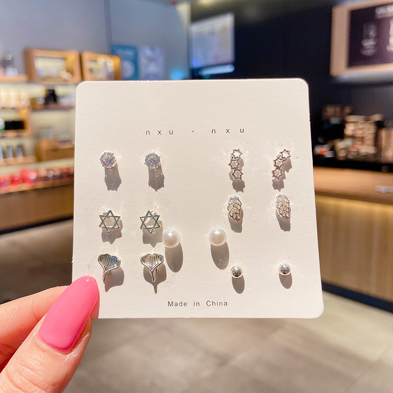 Pendientes de aleación moda coreana, estilo lujo ligero, ideales para puestos callejeros, mercado nocturno y ventas en vivo, al por mayor