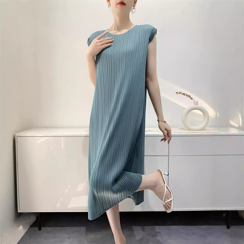 Pleated dress Women's Sleeves Stitching Comfortable Casual Mid-length Slimming Elegant Niche Foreign Trade Women's Wear