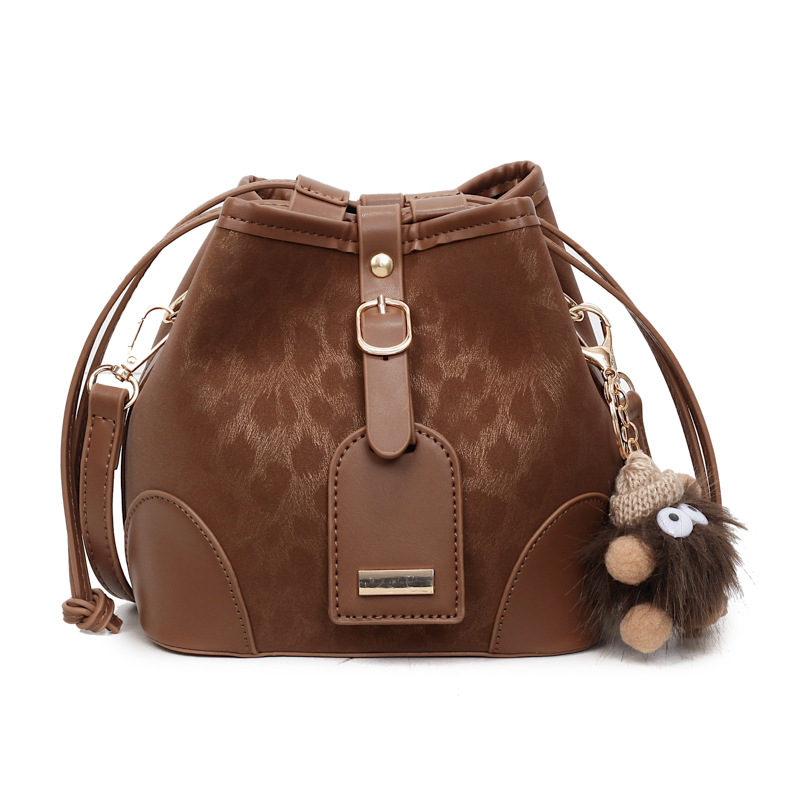 Bolso de moda de alta calidad para mujeres otoño y invierno 2025, nuevo estilo de moda, bolso de hombro universal, bolso de tendencia.