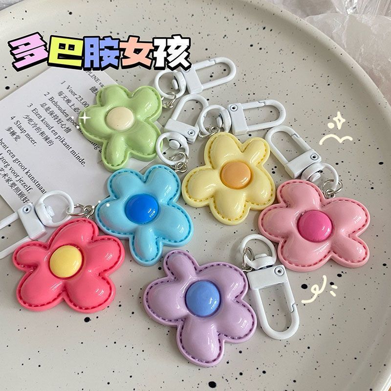 White Buckle 615 Original New Candy Color Flower Keychain Dopamine Accessories Ins Cute Girl Pendant White Buckle 615 Original New Candy Color Flower Keychain Dopamine Accessories Ins Cute Girl Pendant