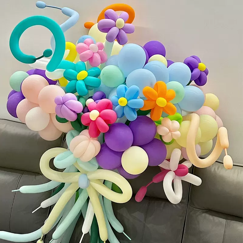 网红气球花束成生日装饰场景布置派对野餐团建长条气球照道具