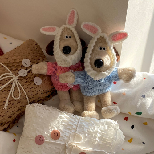 Same style as Xiaohongshu. Cute bunny ears puppy keychain. Pilot repair hook can be changed into couple bag pendant gift.