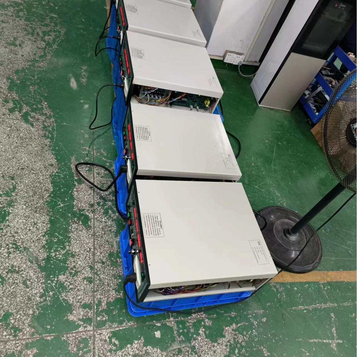 ŷ����˹3KVA��Ƶ��Դ����������5̨�����110V 60HZ