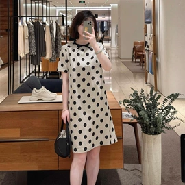 女式针织衫;连衣裙;女式羊毛衫