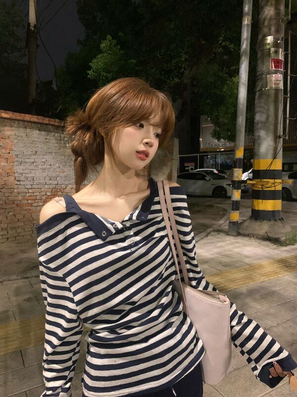 新款韩系条纹假两件一字肩长袖t恤女秋季慵懒甜辣妹上衣休闲百搭|undefined