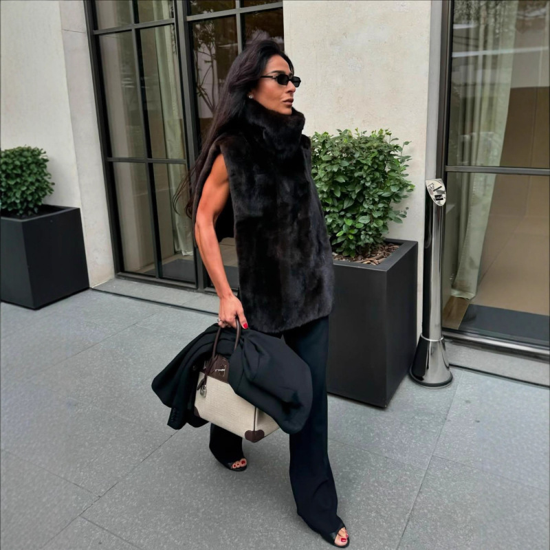 Cross-Border Amazon 2025 Autumn and Winter Popular Style Versatile Solid Color High-Neck Fur Vest for Warmth and Commuting