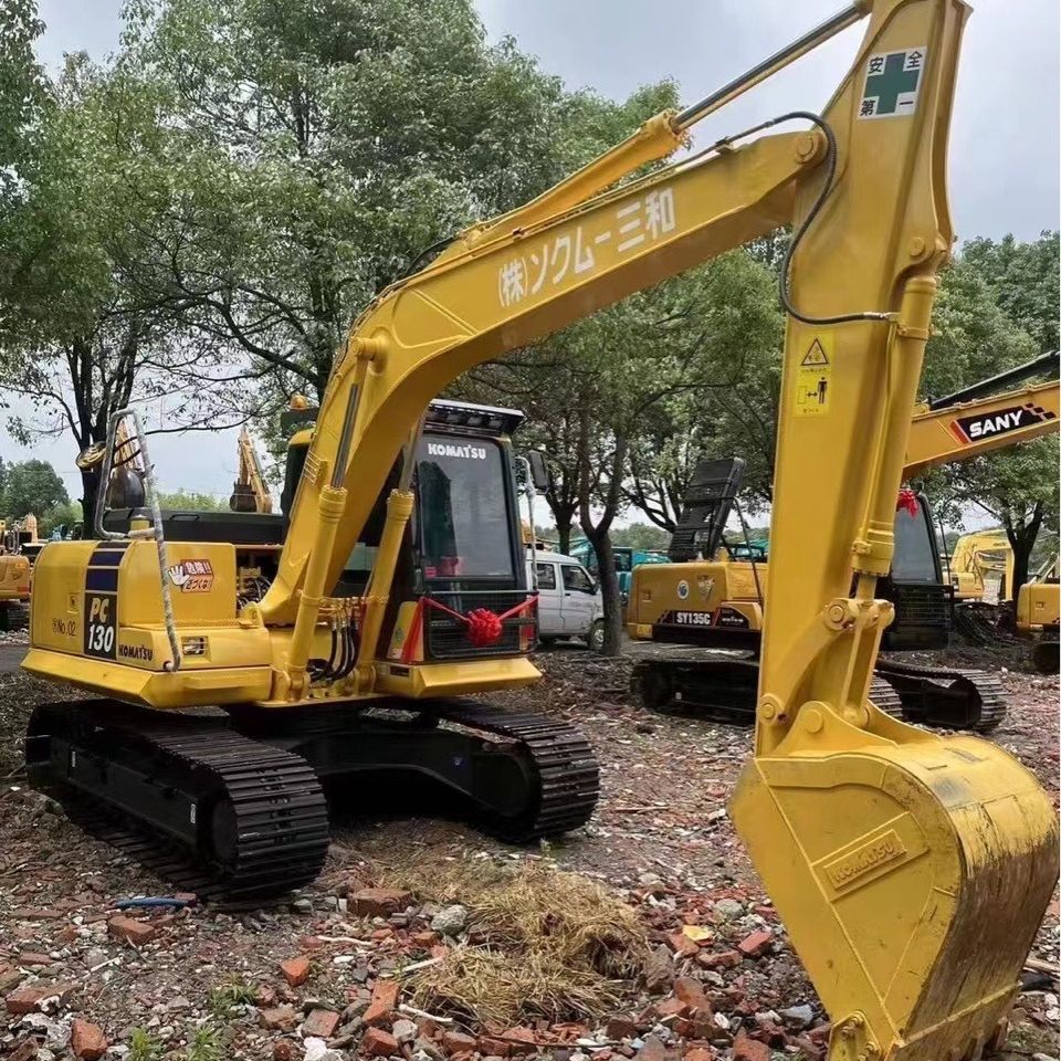 Exportación doméstica y extranjera de segunda mano Komatsu 130 excavadora consultoría de compra