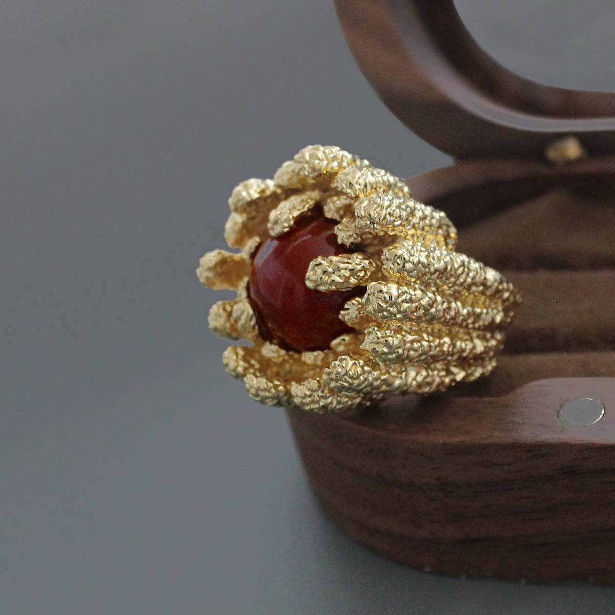 PS家西班牙紅瑪瑙戒指新款冬季復古輕奢小眾紋理線條雕刻開口戒指