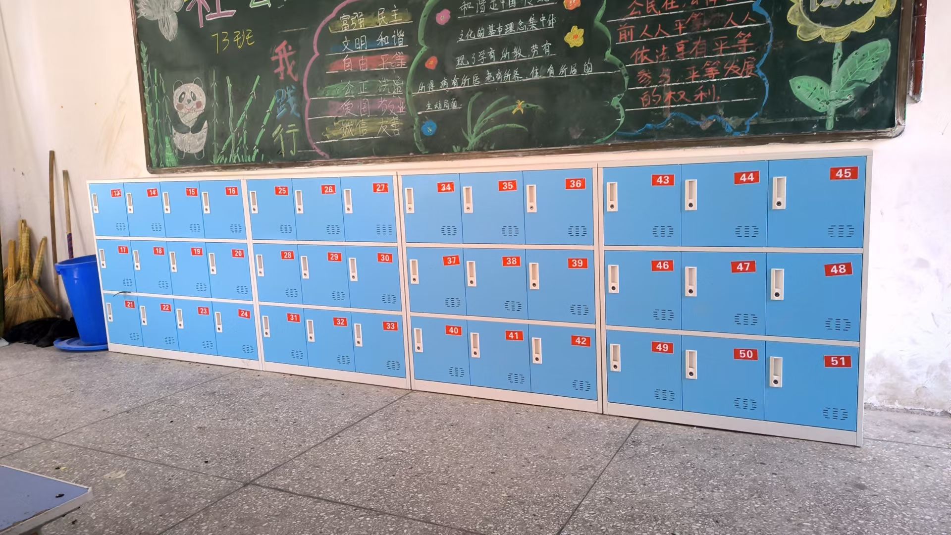 中小学生书包柜矮柜,学校幼儿园教室储物柜,带锁钢制员工储物格子柜