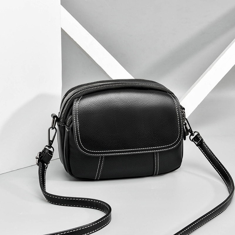 One-piece delivery 2023 spring and summer new bag trendy soft leather women's bag fashionable casual all-match messenger bag Women's Small bag