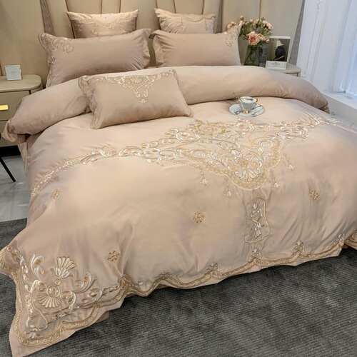 European high-end luxury embroidered wedding four-piece set of pure cotton sheets, washed silk quilt cover, wedding bedding