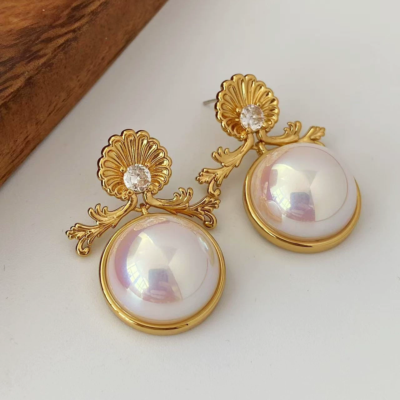 Retro brand earrings from pearl, silver 925 sample, french style, high-quality style