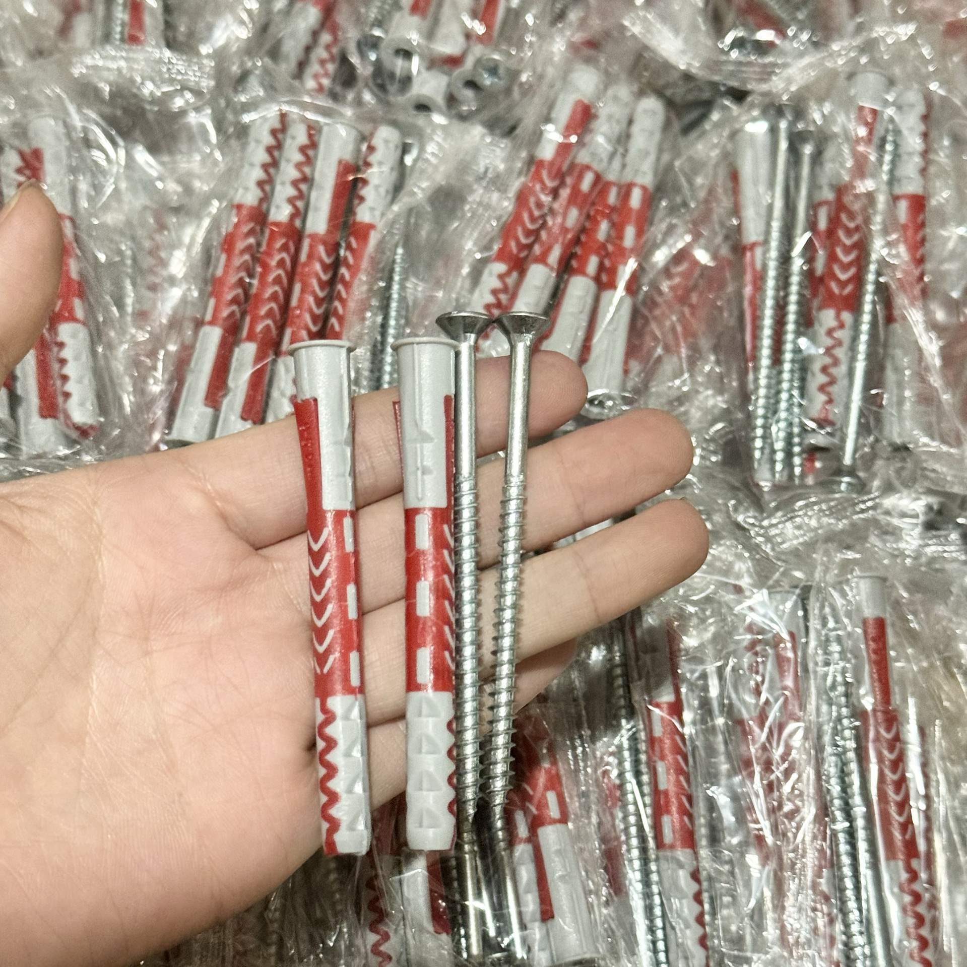 100个 膨胀螺丝国产慧鱼螺栓膨胀管空心砖气块管锚栓涨塞