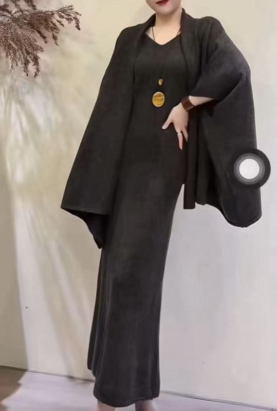 PH50829大爱美依缘2025秋季新款吊带连衣裙＋斗篷披肩显瘦两件套|undefined