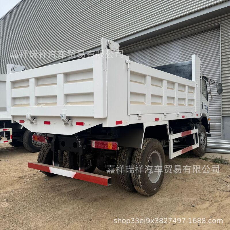 Directly supplied from overseas, the Howo 4x2 dump truck is ideal for landfill waste disposal and community sanitation and waste collection Directly supplied from overseas, the Howo 4x2 dump truck is ideal for landfill waste disposal and community sanitation and waste collection