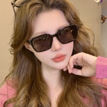 �ӹ���������߼�ī�� ʱ�з���̫���۾�С���ɫ����̫����55112