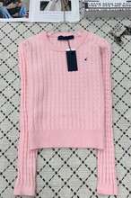 韩国出口跑量款刺绣小马麻花多色针织纯色气质修身圆领针织衫女