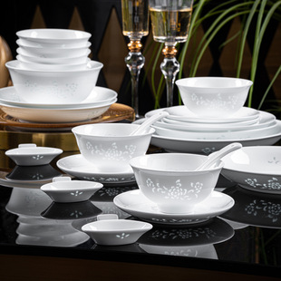 Jingdezhen New Bowls and Plates Wholesale Household Kaolin High Temperature Underglaze Color Exquisite Porcelain Housewarming Accessible Luxury Tableware Gift