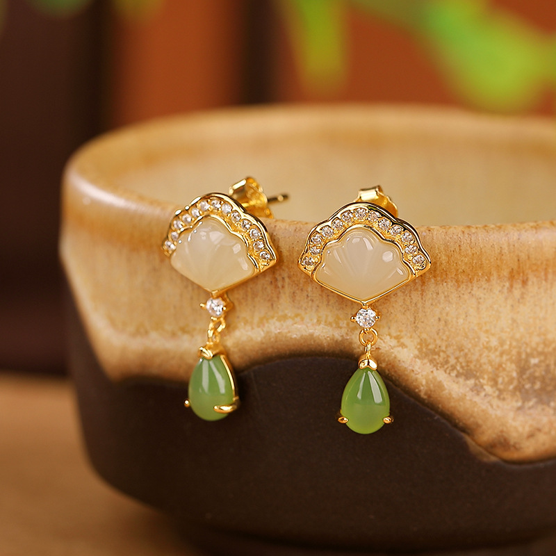 Bông tai dài giọt nước vỏ sò ngọc bích Hetian bạc S925 mạ vàng — Một cặp