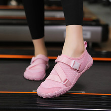 跨境健身鞋瑜伽鞋女防滑耐磨力量透气减震健美五指软底运动鞋透气