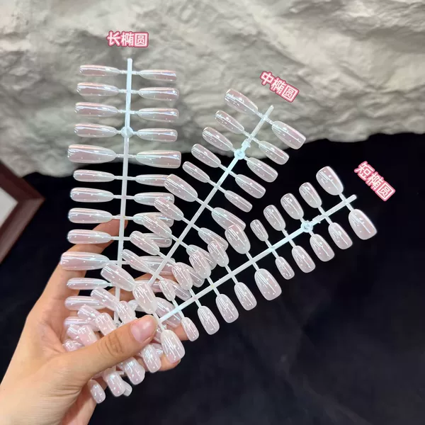 Electroplated peach polka dot cat eye nail art, elegant and stylish, flattering and versatile, handmade press-on nails, finished product wholesale
