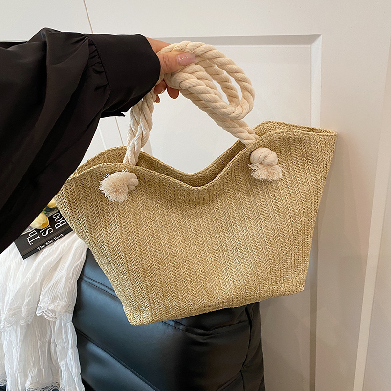 Elegant Women's Straw Shoulder Bag Summer Versatile Niche Style_voghion.com