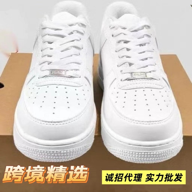 Putian Shoes Air Force One Pure White Pure Black Men's and Women's Air Cushion Couple Casual Sports Department Store Direct Supply Sneakers Putian Shoes Air Force One Pure White Pure Black Men's and Women's Air Cushion Couple Casual Sports Department Store Direct Supply Sneakers