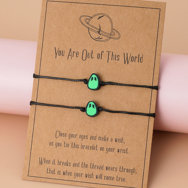 Cross-border new European and American creative alien soft pottery hand-woven adjustable couple friendship card bracelet