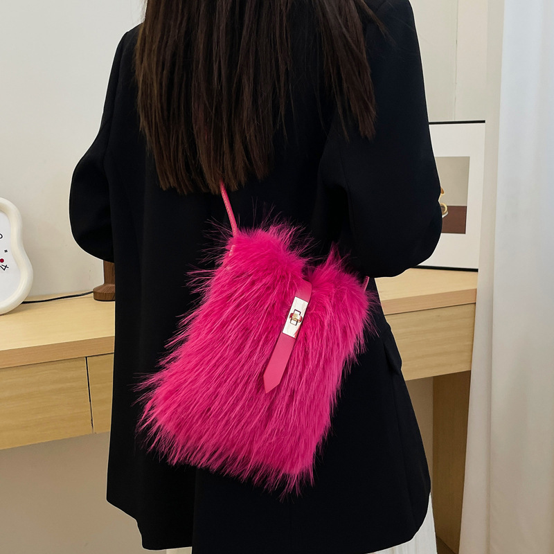 Mao Mao Bag Women's Autumn and Winter New Mobile Phone Bag Crossbody High-grade Rectangular Plush Cute Button Shoulder Bag