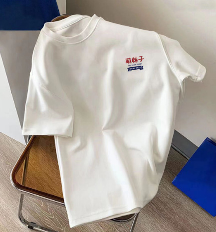 귀여운 소녀 흰색