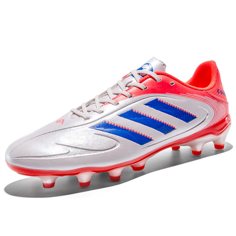 2025 zapatos de fútbol nuevos colores resistentes al desgaste hombres y mujeres clavos de hierba transfronterizos fábrica juvenil venta directa de un cabello